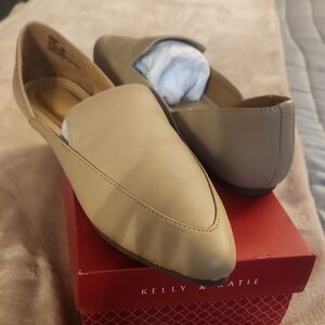 Kelly & Katie Beige Loafers